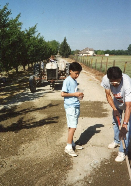 Laura “driving” a tractor as a child (L. Moreno)