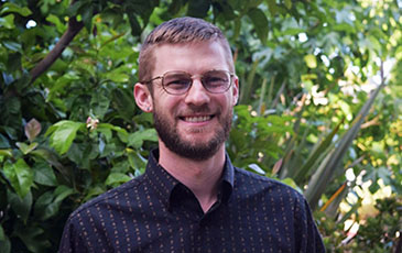 Headshot of Jesse Strecker. 