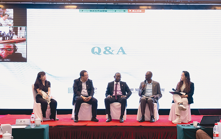 Xi Xi hosting a workshop on the roles of civil society organizations in Africa-China energy collaboration during the Forum on China-Africa Cooperation.