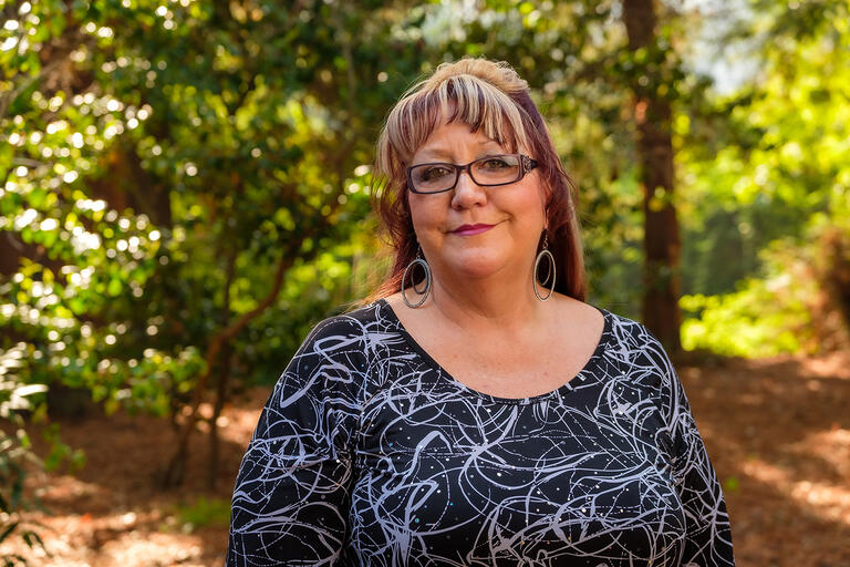 Headshot of Renee Thomas