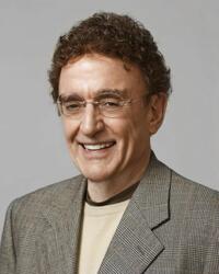 Headshot photo of Gordon Rausser