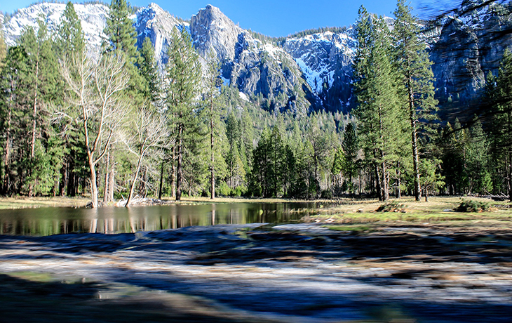 Photo of mountains in Yosemite. 
